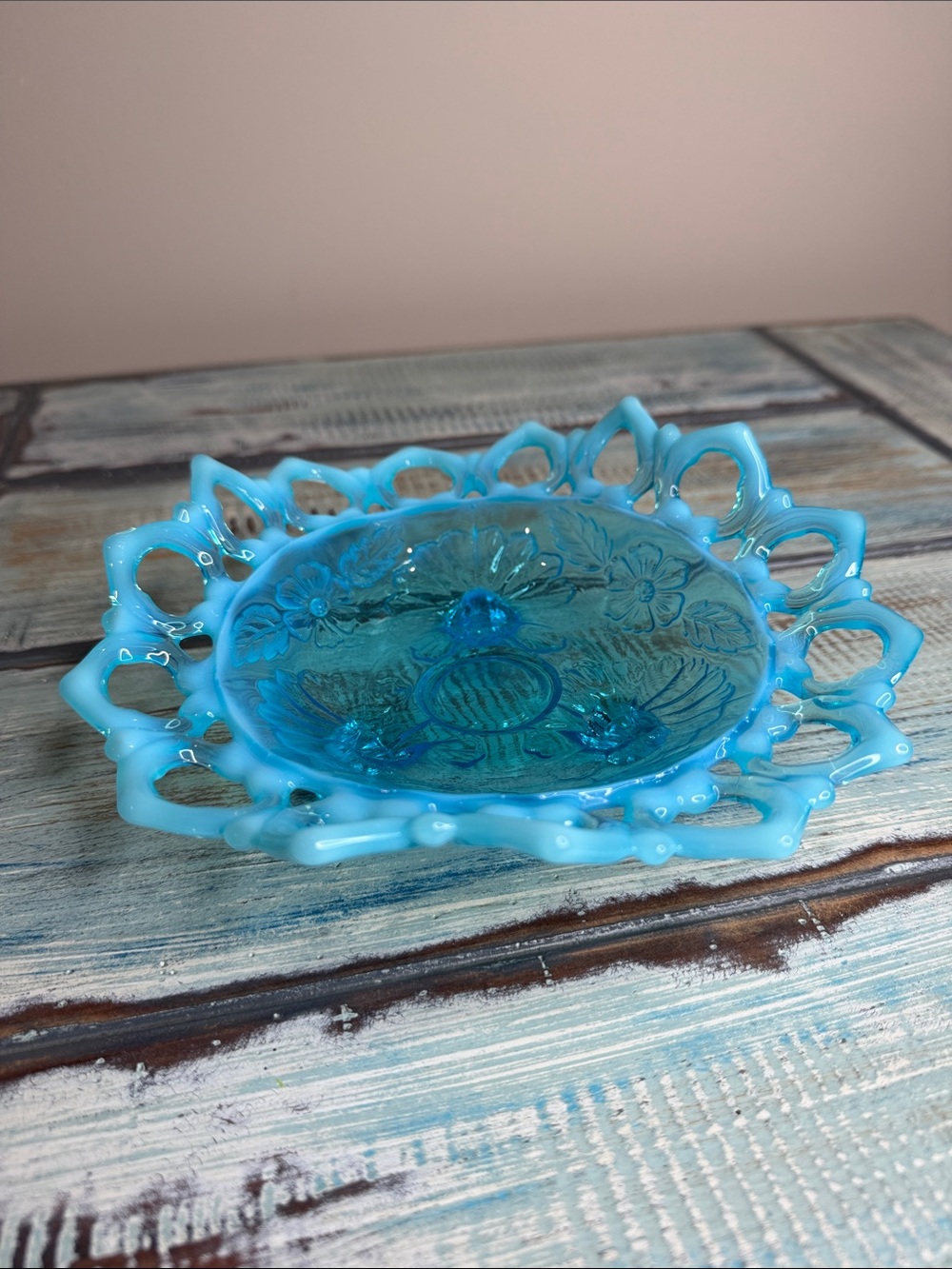 Vintage Northwood Blue Opalescent Glass Shell & Wild Rose Footed Lace Bowl